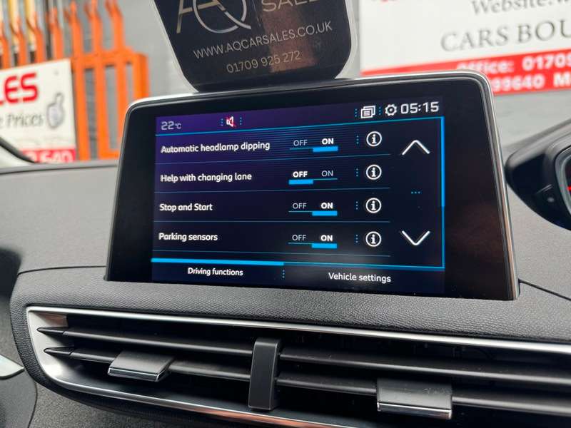 2017 PEUGEOT 3008 2017 PEUGEOT 3008