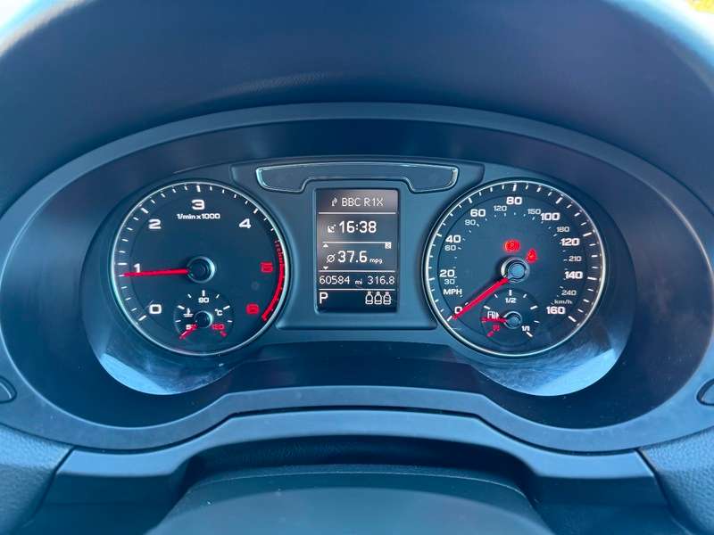 2015 AUDI Q3 2015 AUDI Q3