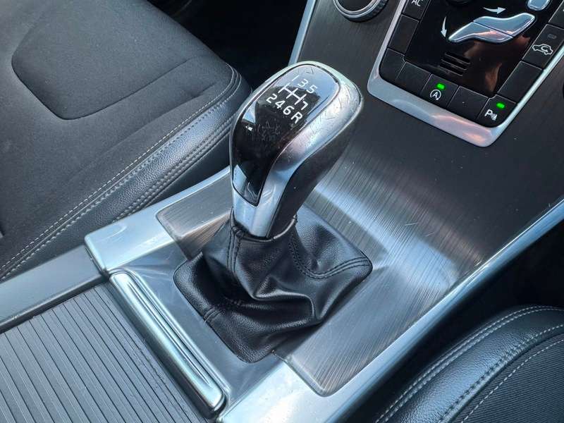 2015 VOLVO XC60 2015 VOLVO XC60