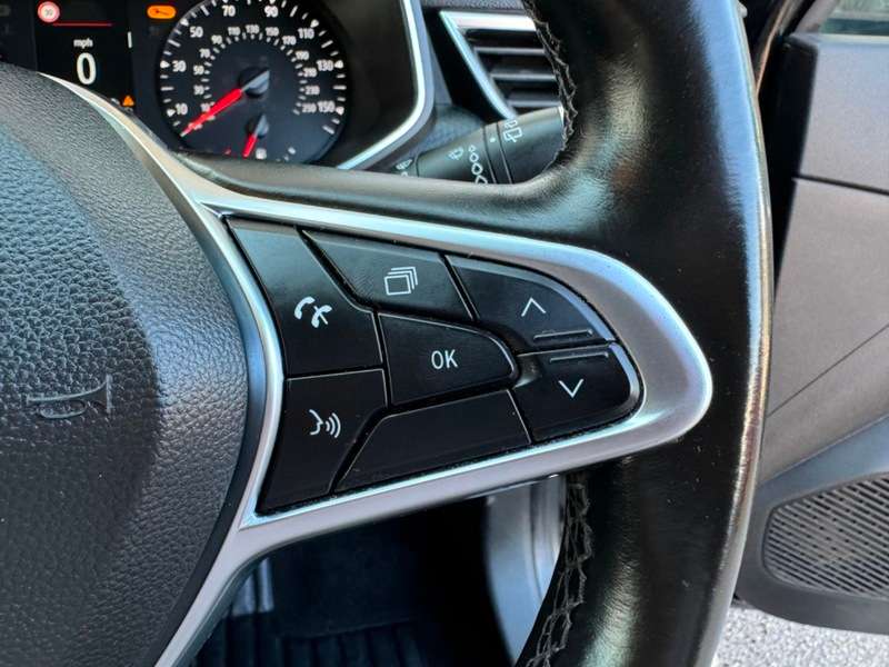 2020 RENAULT CLIO 2020 RENAULT CLIO