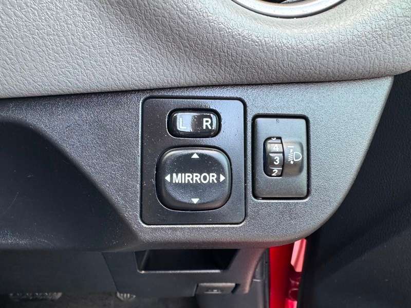 2015 TOYOTA YARIS 2015 TOYOTA YARIS