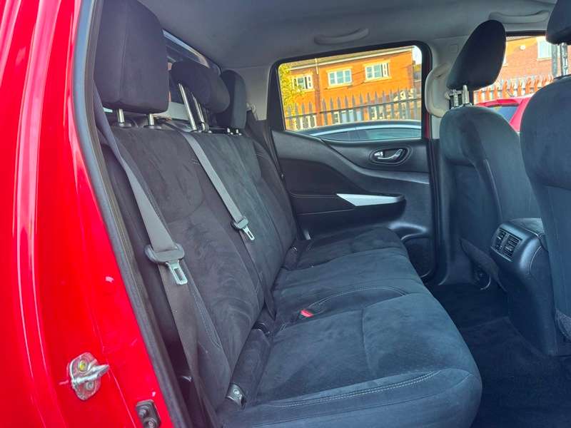 2016 NISSAN NAVARA 2016 NISSAN NAVARA