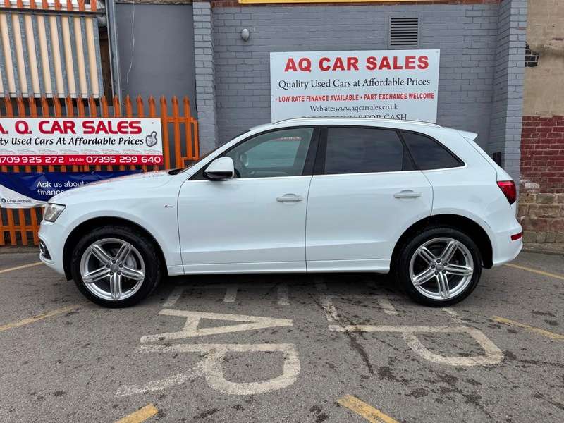 A 2015 AUDI Q5 TDI QUATTRO S LINE PLUS A 2015 AUDI Q5 TDI QUATTRO S LINE PLUS