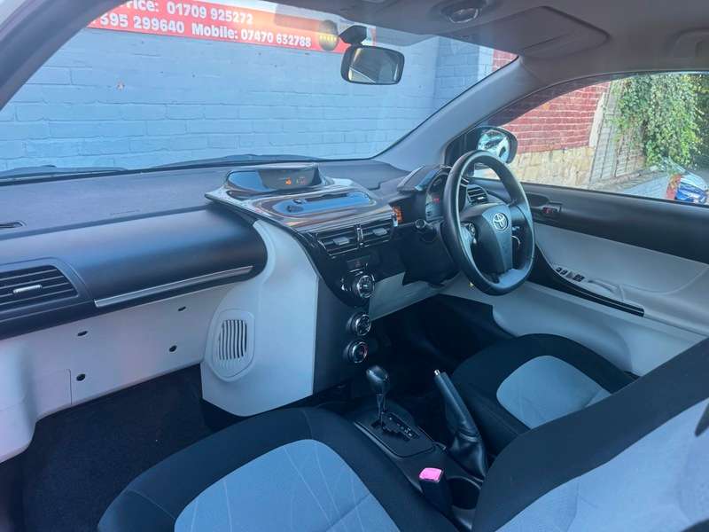 2012 TOYOTA IQ 2012 TOYOTA IQ