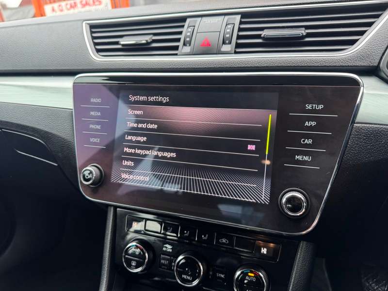 2019 SKODA SUPERB 2019 SKODA SUPERB