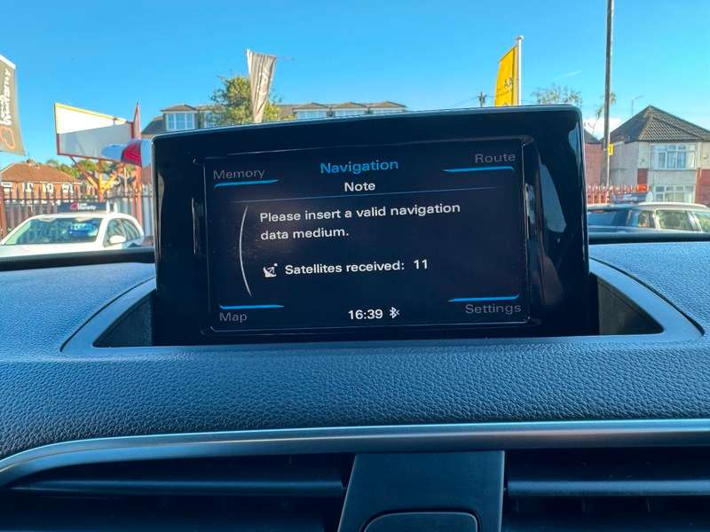 2015 AUDI Q3 2015 AUDI Q3