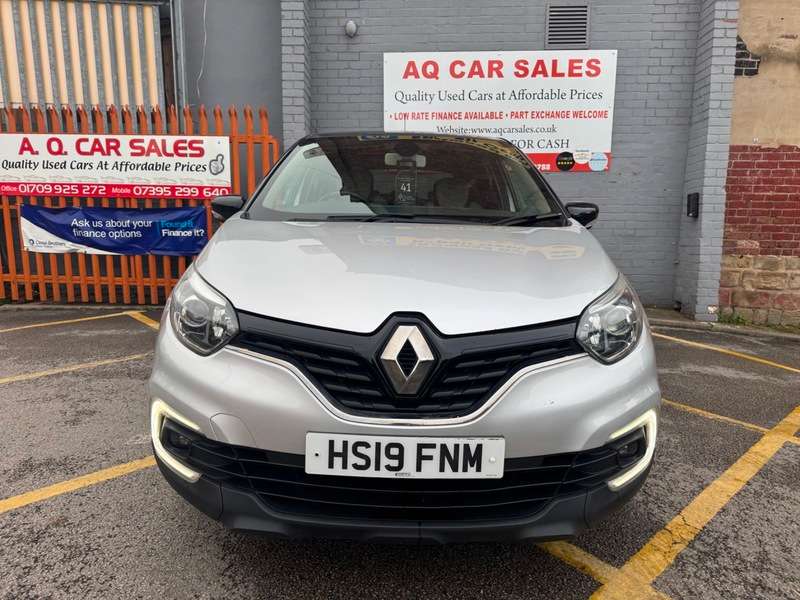 A 2019 RENAULT CAPTUR ICONIC DCI A 2019 RENAULT CAPTUR ICONIC DCI