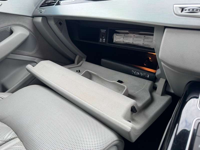 2016 AUDI A8 2016 AUDI A8