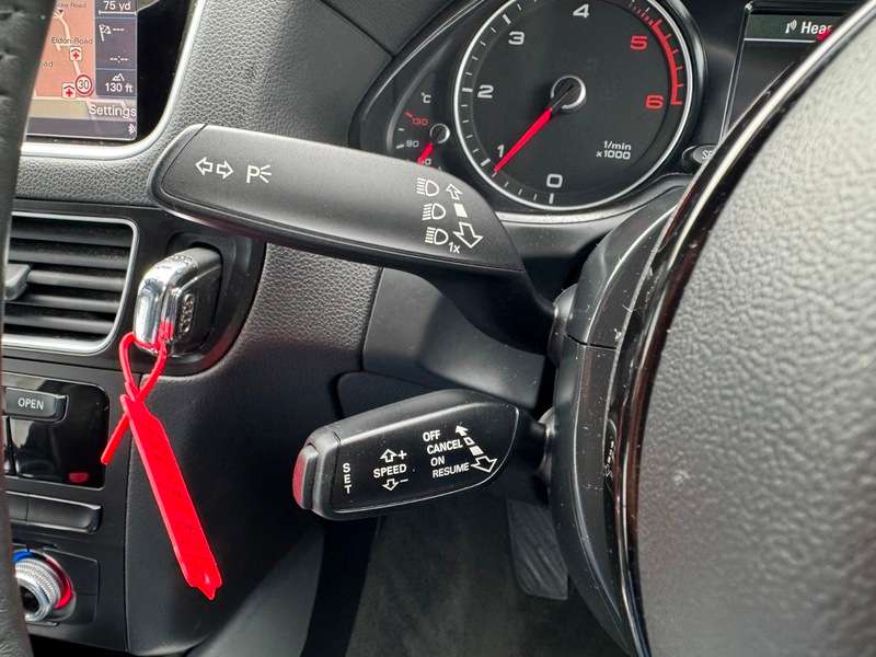 2015 AUDI Q5 2015 AUDI Q5