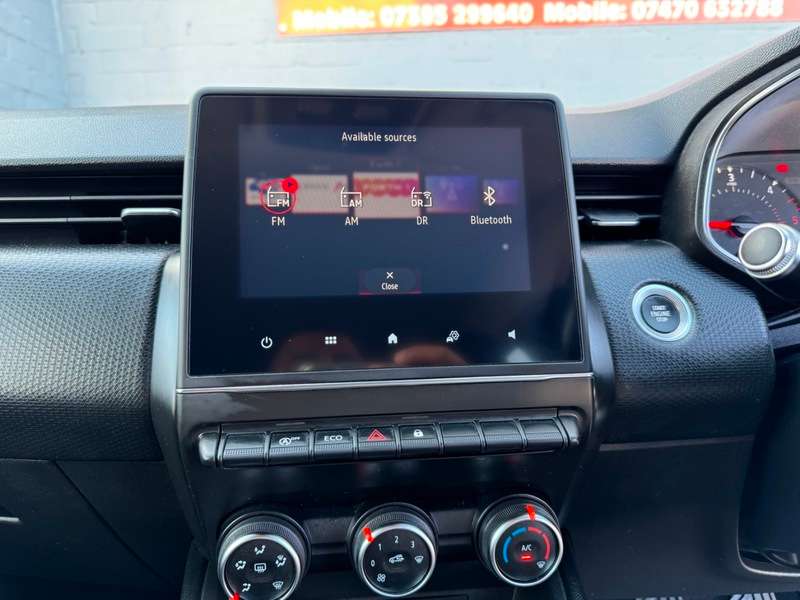 2020 RENAULT CLIO 2020 RENAULT CLIO