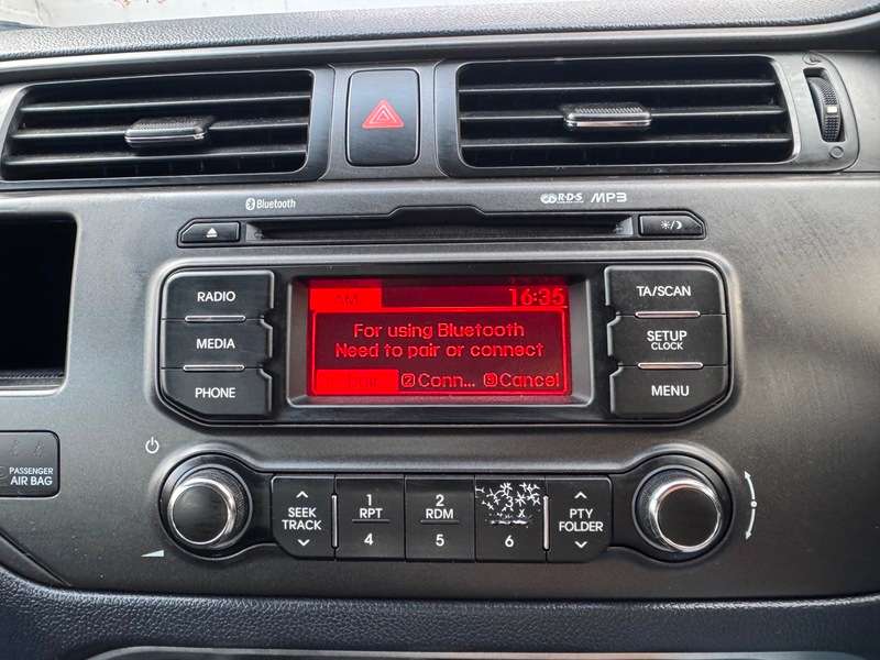 2014 KIA RIO 2014 KIA RIO