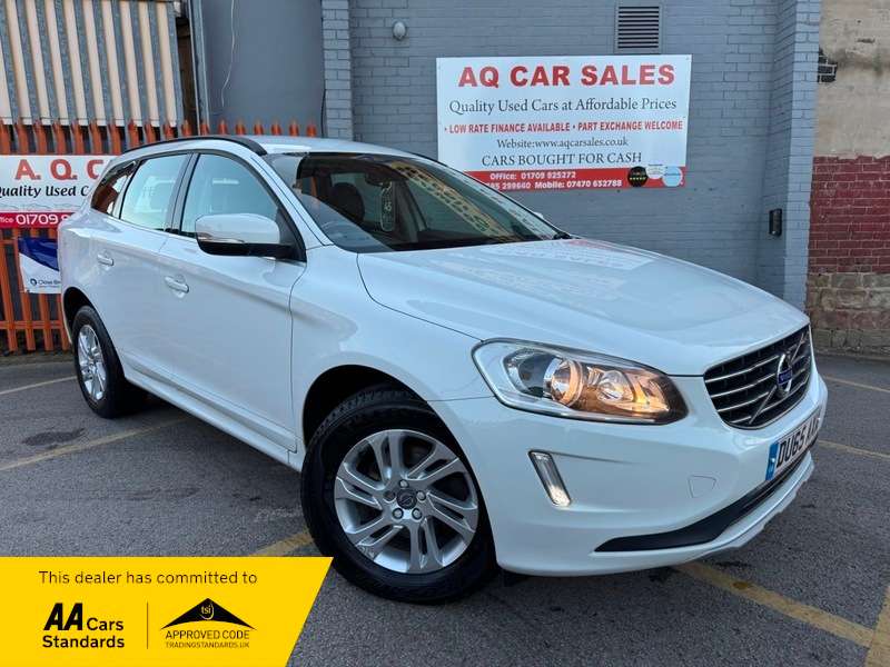 A 2015 VOLVO XC60 D4 SE A 2015 VOLVO XC60 D4 SE