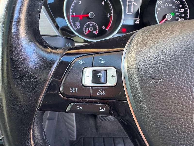 2016 VOLKSWAGEN TOURAN 2016 VOLKSWAGEN TOURAN