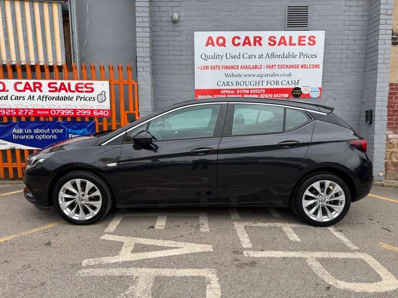 A 2016 VAUXHALL ASTRA DESIGN CDTI S/S A 2016 VAUXHALL ASTRA DESIGN CDTI S/S