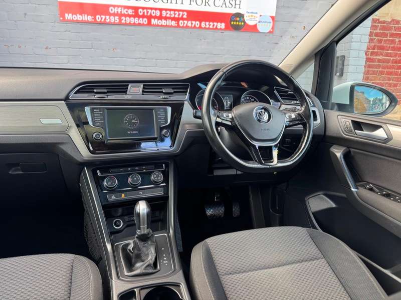 2016 VOLKSWAGEN TOURAN 2016 VOLKSWAGEN TOURAN