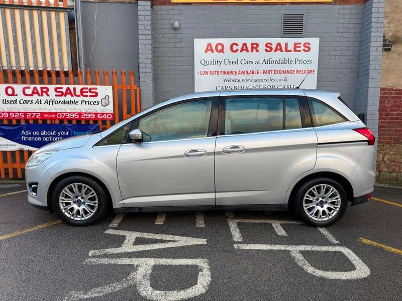 A 2011 FORD C-MAX GRAND TITANIUM TDCI A 2011 FORD C-MAX GRAND TITANIUM TDCI