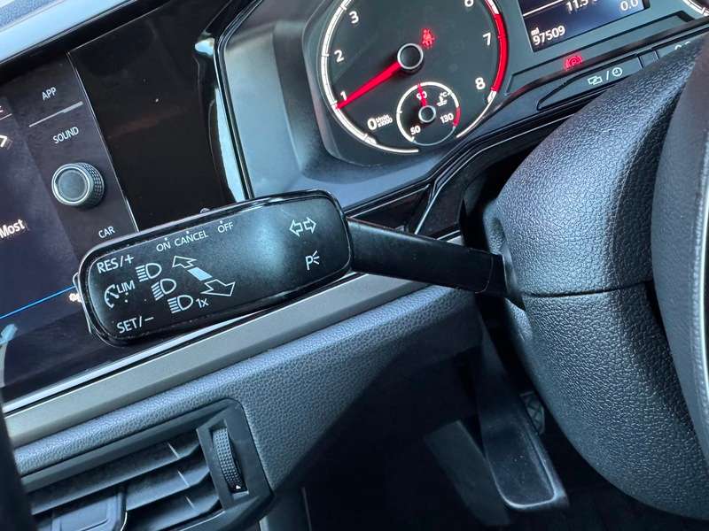 2019 VOLKSWAGEN POLO 2019 VOLKSWAGEN POLO