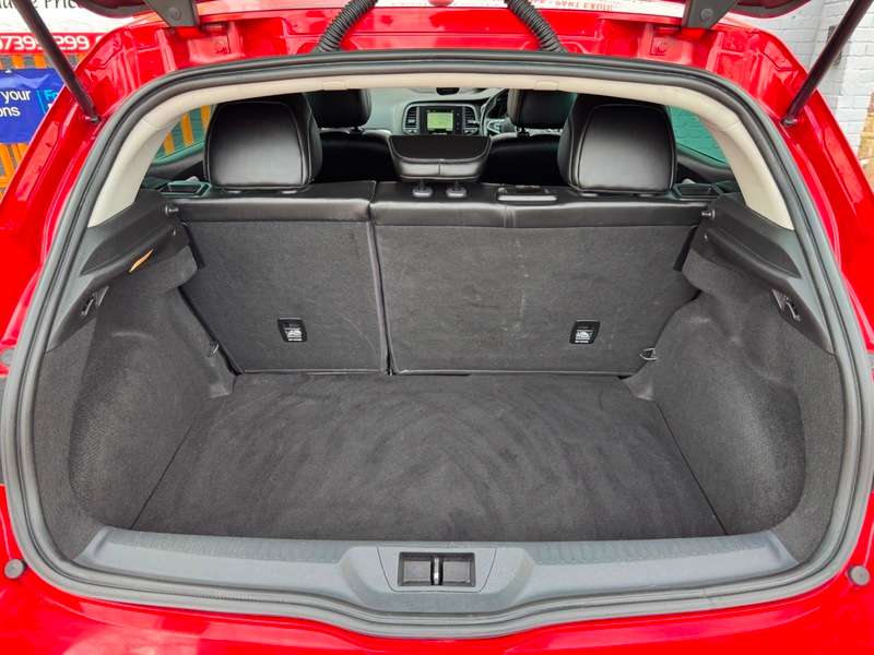 2017 RENAULT MEGANE 2017 RENAULT MEGANE