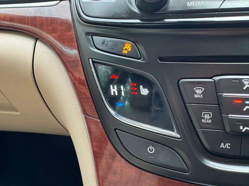2016 VAUXHALL INSIGNIA 2016 VAUXHALL INSIGNIA