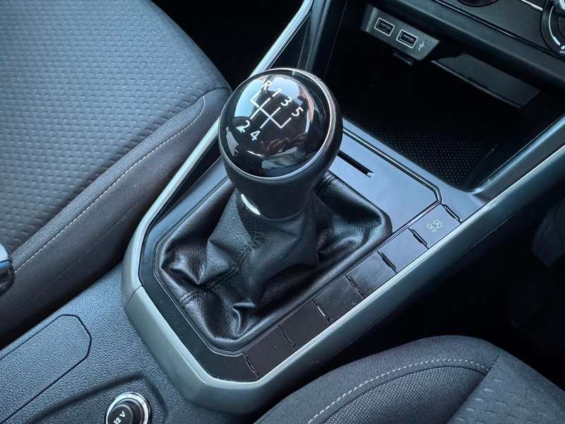 2019 VOLKSWAGEN POLO 2019 VOLKSWAGEN POLO