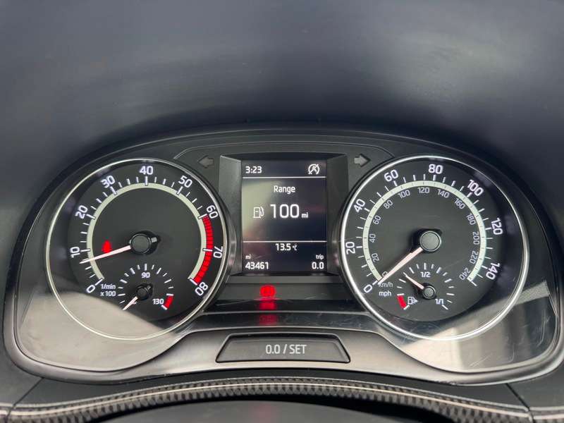 2016 SKODA FABIA 2016 SKODA FABIA