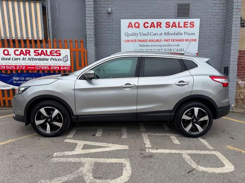A 2016 NISSAN QASHQAI N-CONNECTA DCI A 2016 NISSAN QASHQAI N-CONNECTA DCI
