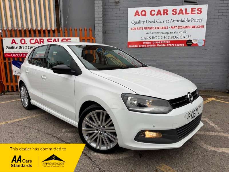 A 2016 VOLKSWAGEN POLO BLUEGT A 2016 VOLKSWAGEN POLO BLUEGT