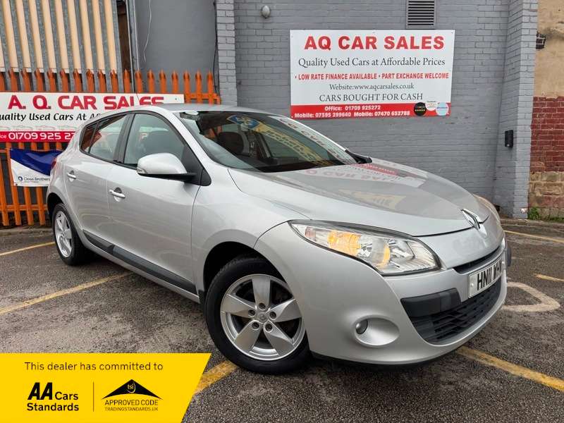 A 2011 RENAULT MEGANE DYNAMIQUE TOMTOM VVT A 2011 RENAULT MEGANE DYNAMIQUE TOMTOM VVT