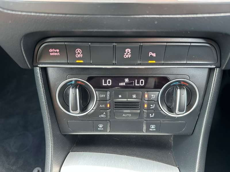 2018 AUDI Q3 2018 AUDI Q3