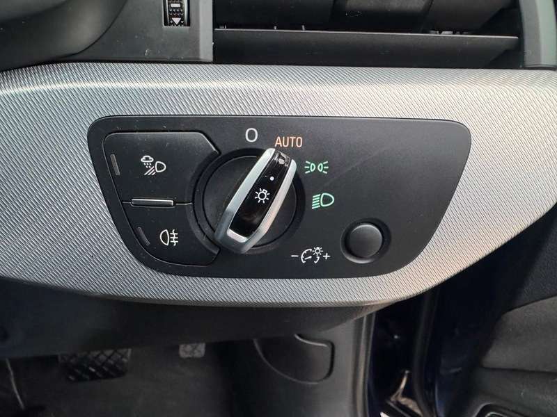 2017 AUDI A4 2017 AUDI A4