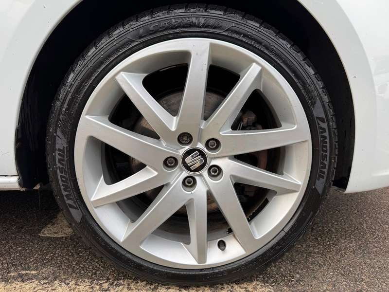 2016 SEAT IBIZA 2016 SEAT IBIZA