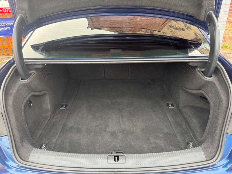 2017 AUDI A4 2017 AUDI A4