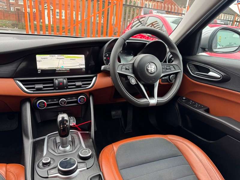 2017 ALFA ROMEO GIULIA 2017 ALFA ROMEO GIULIA