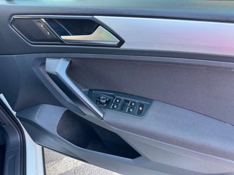 2018 VOLKSWAGEN TIGUAN 2018 VOLKSWAGEN TIGUAN