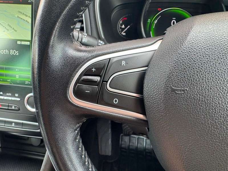 2017 RENAULT MEGANE 2017 RENAULT MEGANE