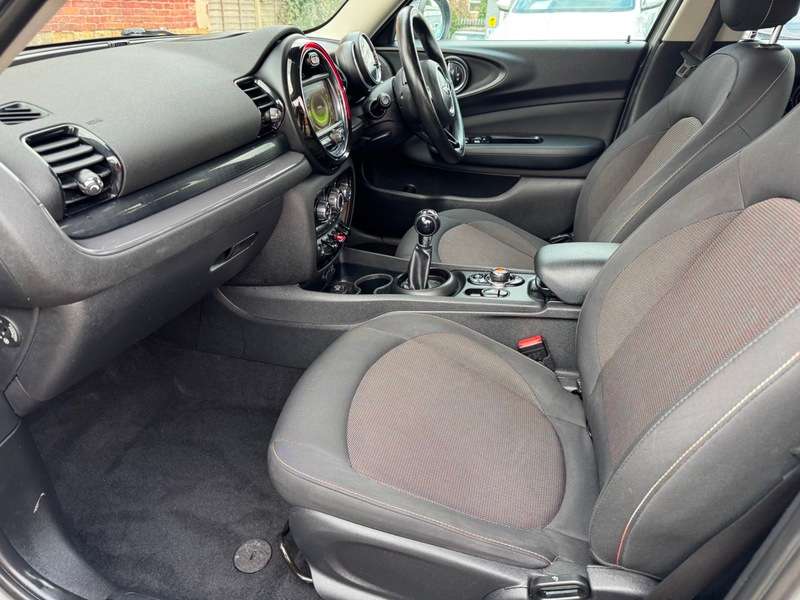 2017 MINI CLUBMAN 2017 MINI CLUBMAN