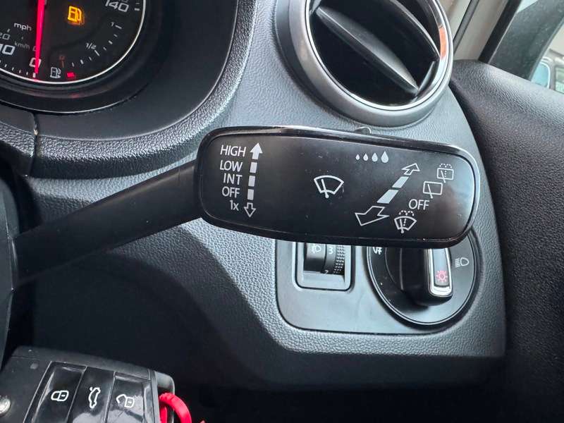 2016 SEAT IBIZA 2016 SEAT IBIZA