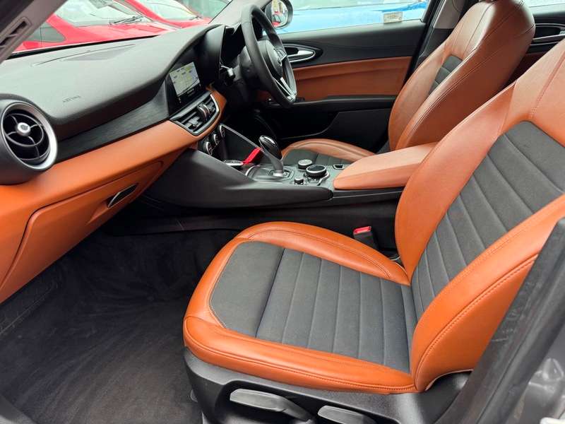 2017 ALFA ROMEO GIULIA 2017 ALFA ROMEO GIULIA