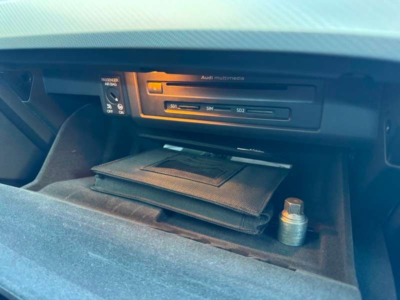 2016 AUDI A4 2016 AUDI A4