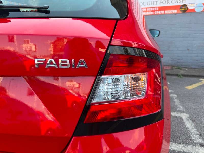 2015 SKODA FABIA 2015 SKODA FABIA