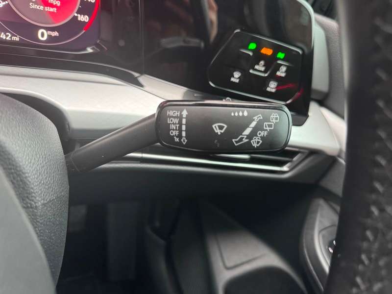 2021 VOLKSWAGEN GOLF 2021 VOLKSWAGEN GOLF