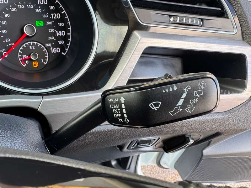 2016 VOLKSWAGEN TOURAN 2016 VOLKSWAGEN TOURAN