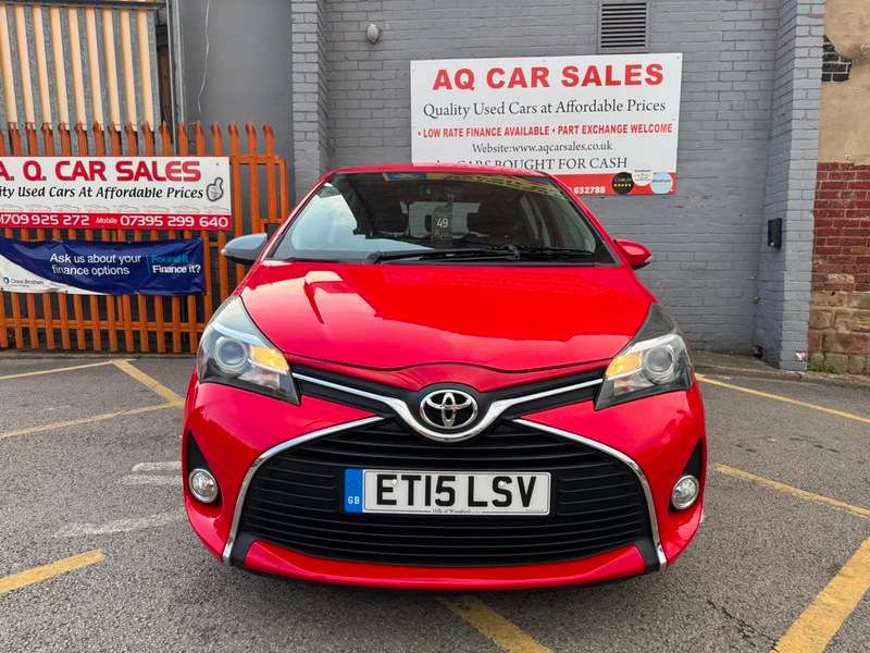 A 2015 TOYOTA YARIS VVT-I ICON M-DRIVE S A 2015 TOYOTA YARIS VVT-I ICON M-DRIVE S