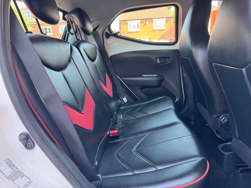 2017 TOYOTA AYGO 2017 TOYOTA AYGO