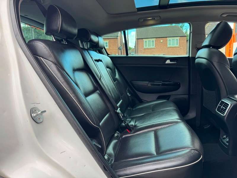 2017 KIA SPORTAGE 2017 KIA SPORTAGE