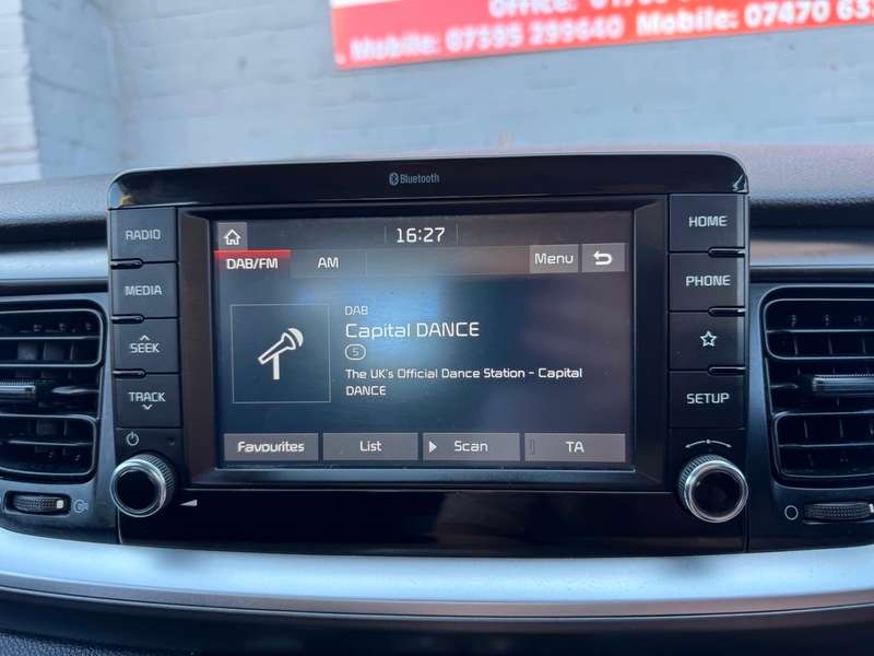 2018 KIA STONIC 2018 KIA STONIC