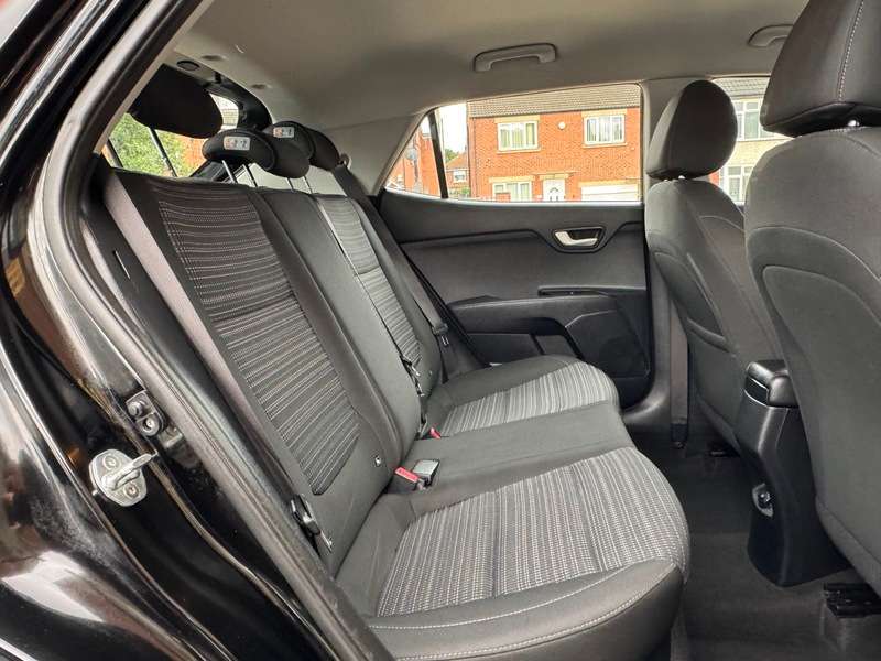 2019 KIA STONIC 2019 KIA STONIC