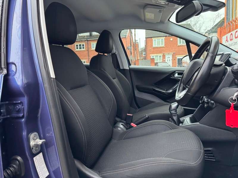 2016 PEUGEOT 208 2016 PEUGEOT 208