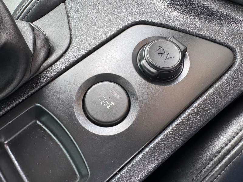 2013 PEUGEOT RCZ 2013 PEUGEOT RCZ