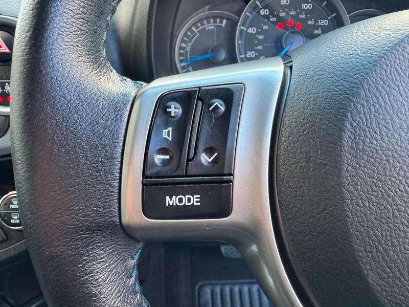 2012 TOYOTA YARIS 2012 TOYOTA YARIS